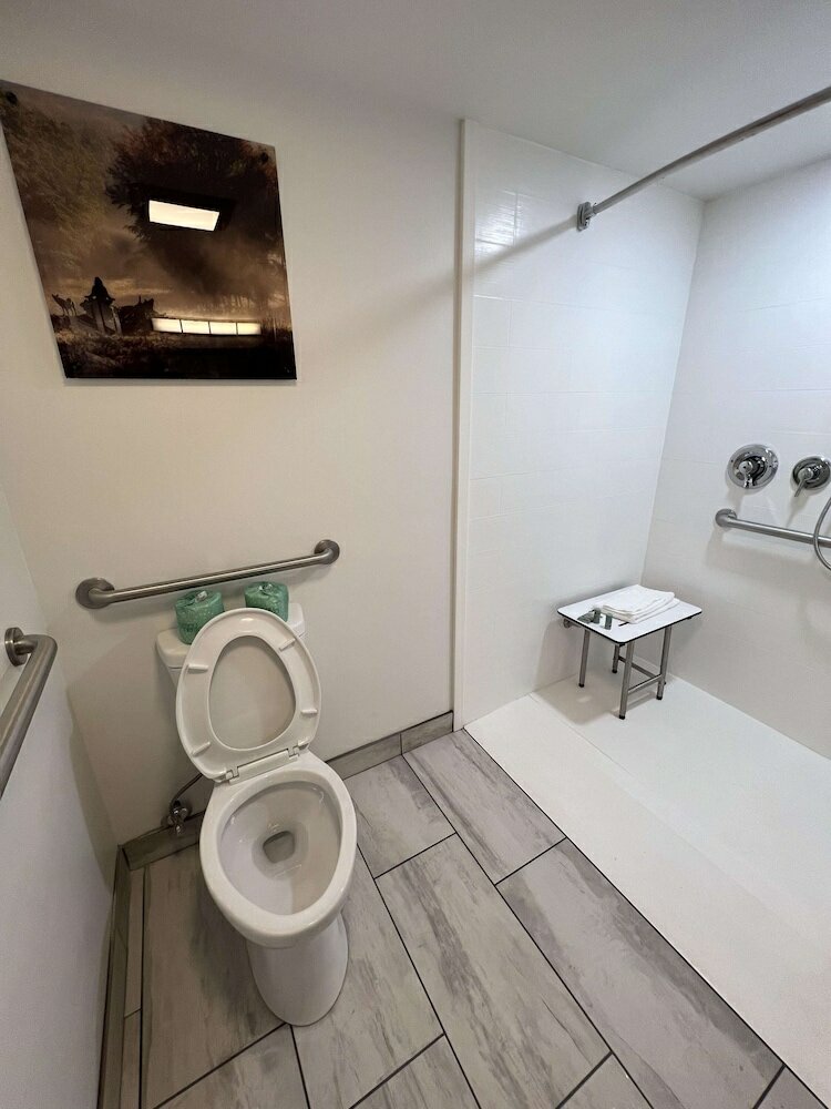 Фото Best Western Tree City Inn