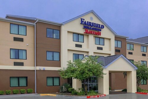 Гостиница Fairfield Inn & Suites Victoria в Виктории