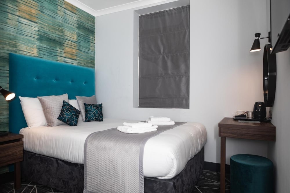 Фото Paddington Park Hotel