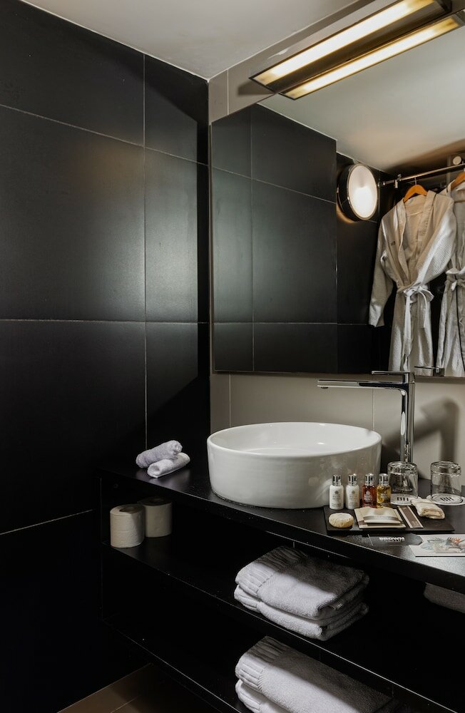 Фото Brown Seaside