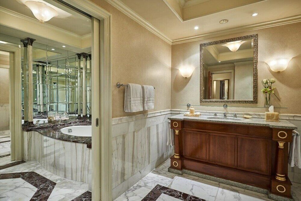 Фото Four Seasons Hotel Cairo At The First Residence