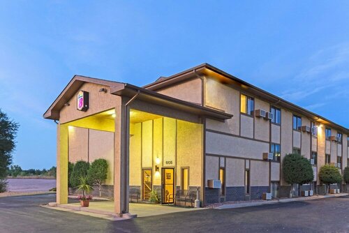 Гостиница Super 8 by Wyndham Cos/Hwy. 24 E/pafb Area в Колорадо-Спрингс