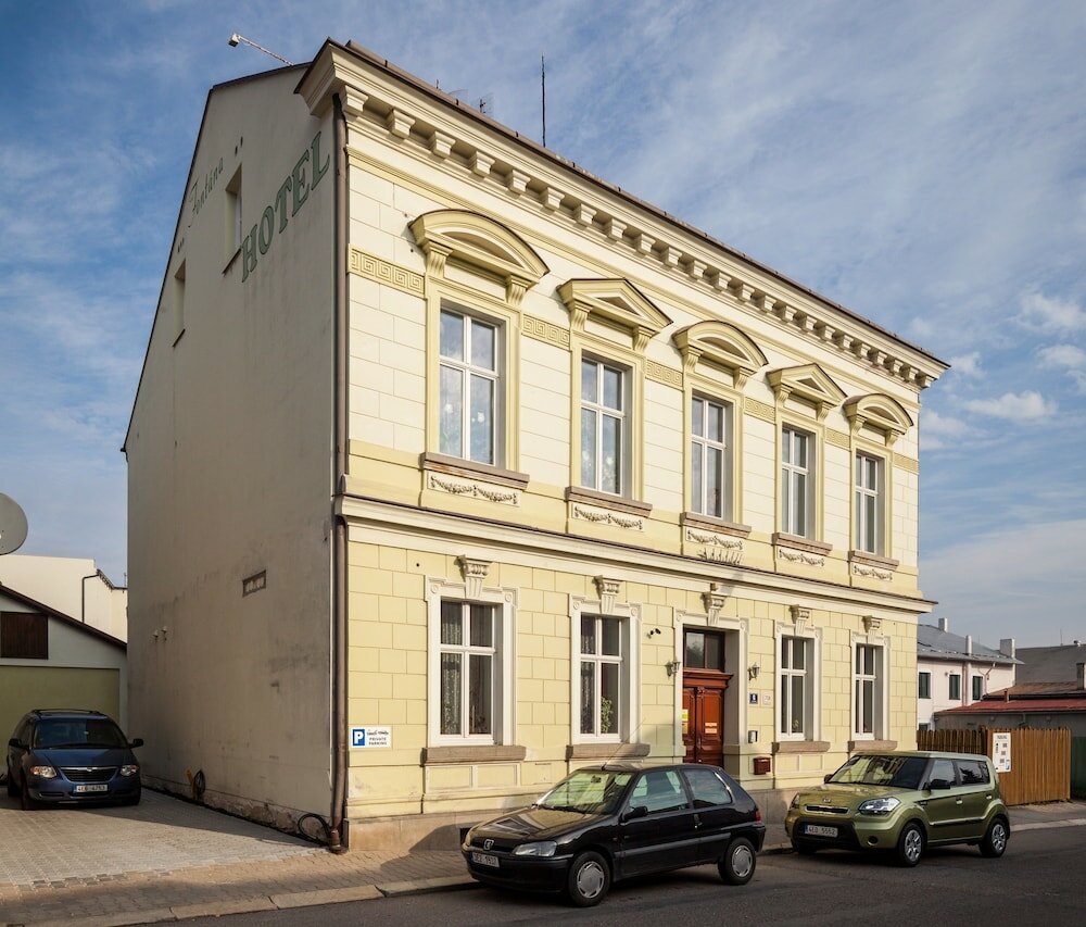 Фото отеля 1