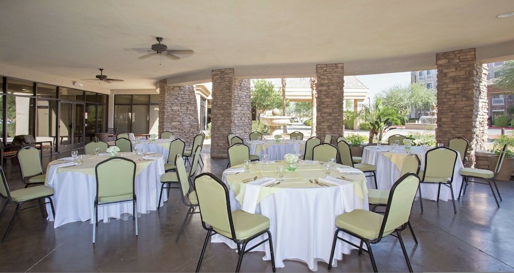 Фото Hilton Garden Inn Phoenix/Avondale