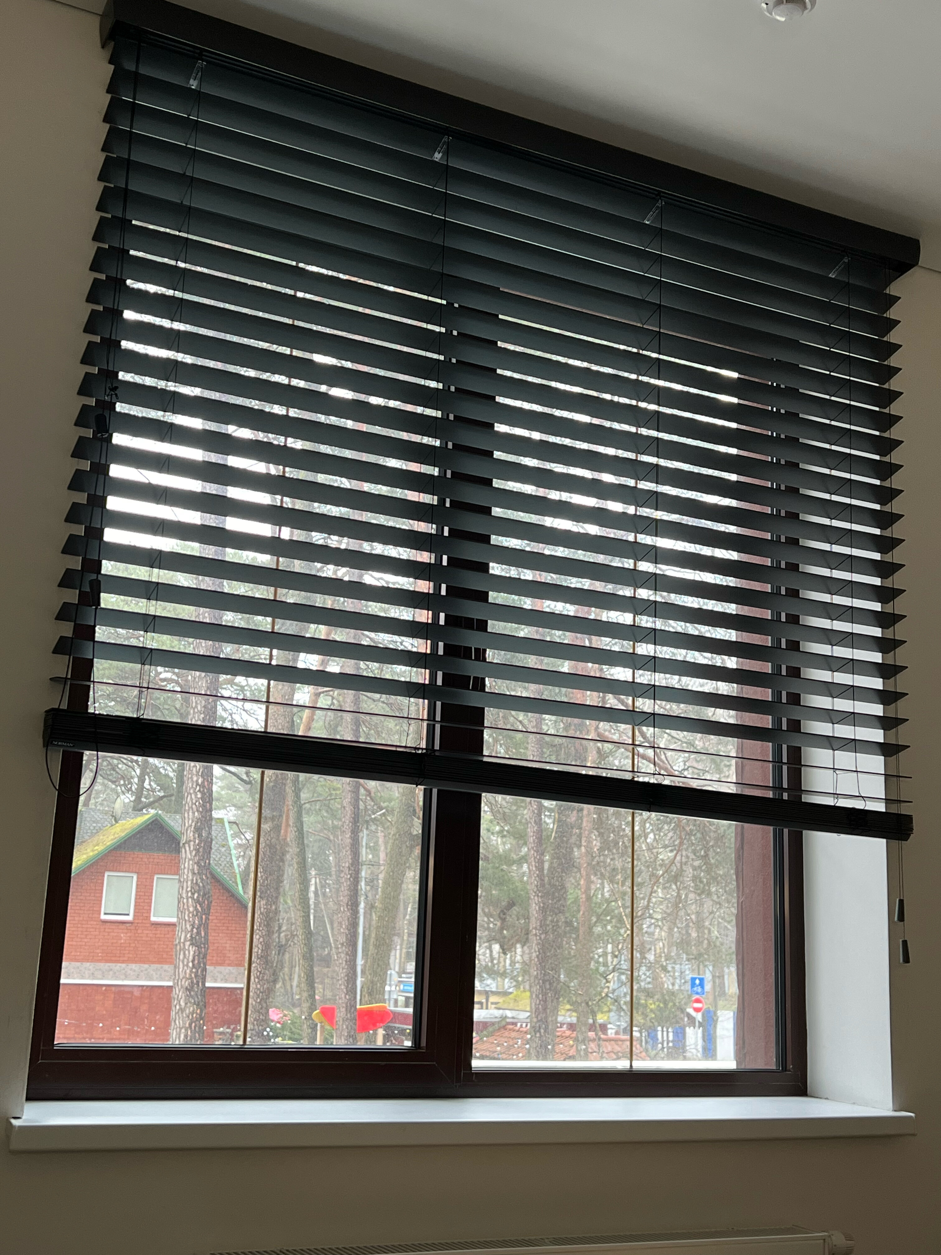 Фото Apartburo Апартаменты в бельэтаже у моря