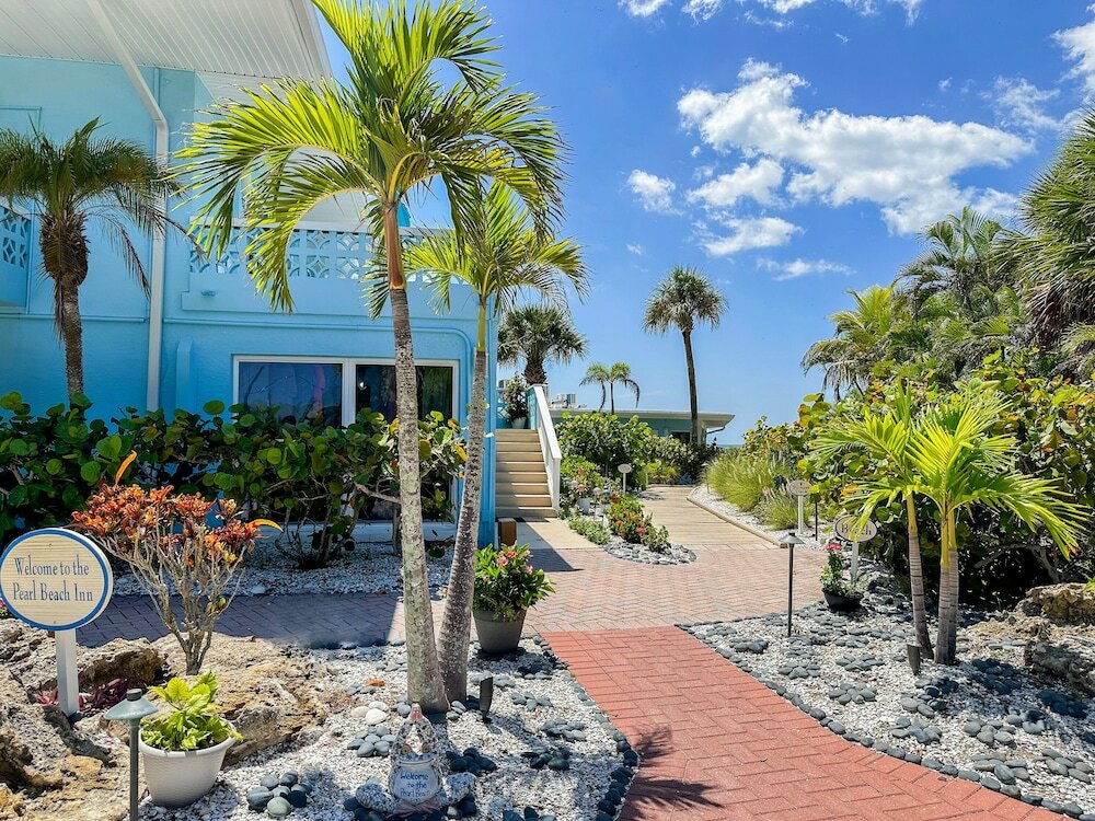 Фото Pearl Beach Inn