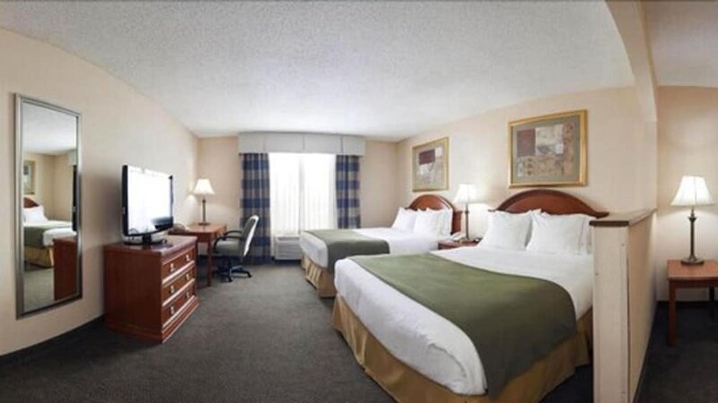 Гостиница Days Inn & Suites by Wyndham Onalaska/La Crosse