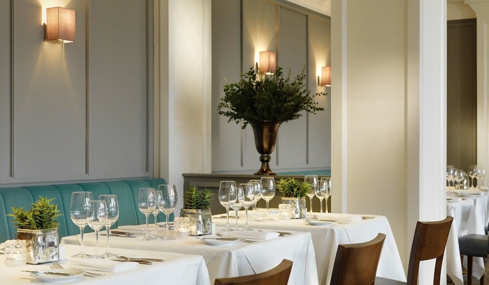 Фото Druids Glen Hotel & Golf Resort