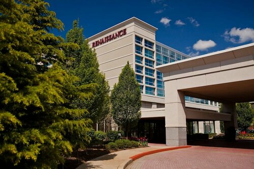 Гостиница Renaissance Newark Airport Hotel в Элизабет