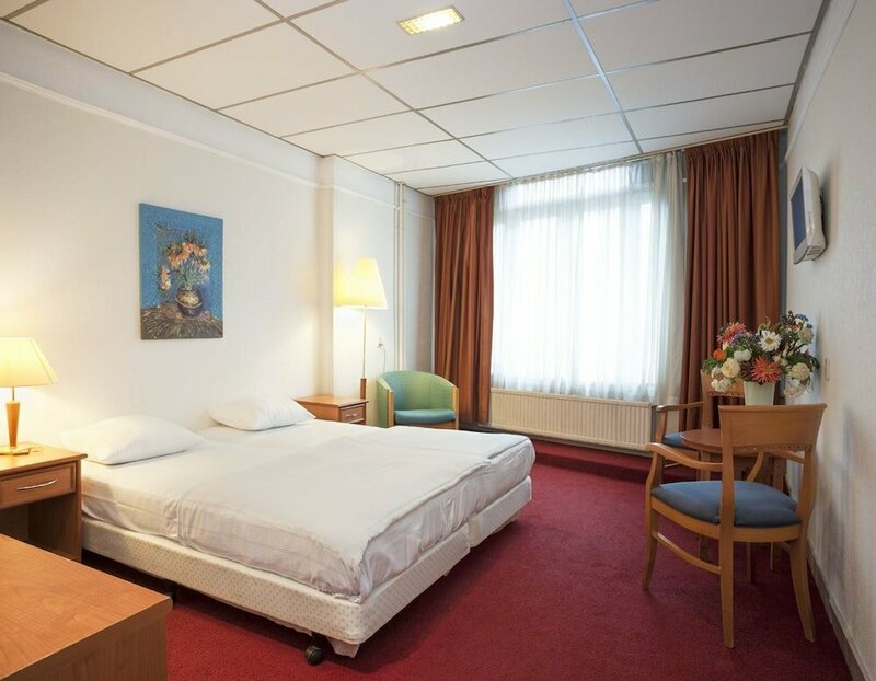 Гостиница Delta Hotel Amsterdam в Амстердаме