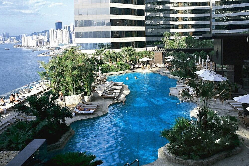Фото Renaissance Hong Kong Harbour View Hotel