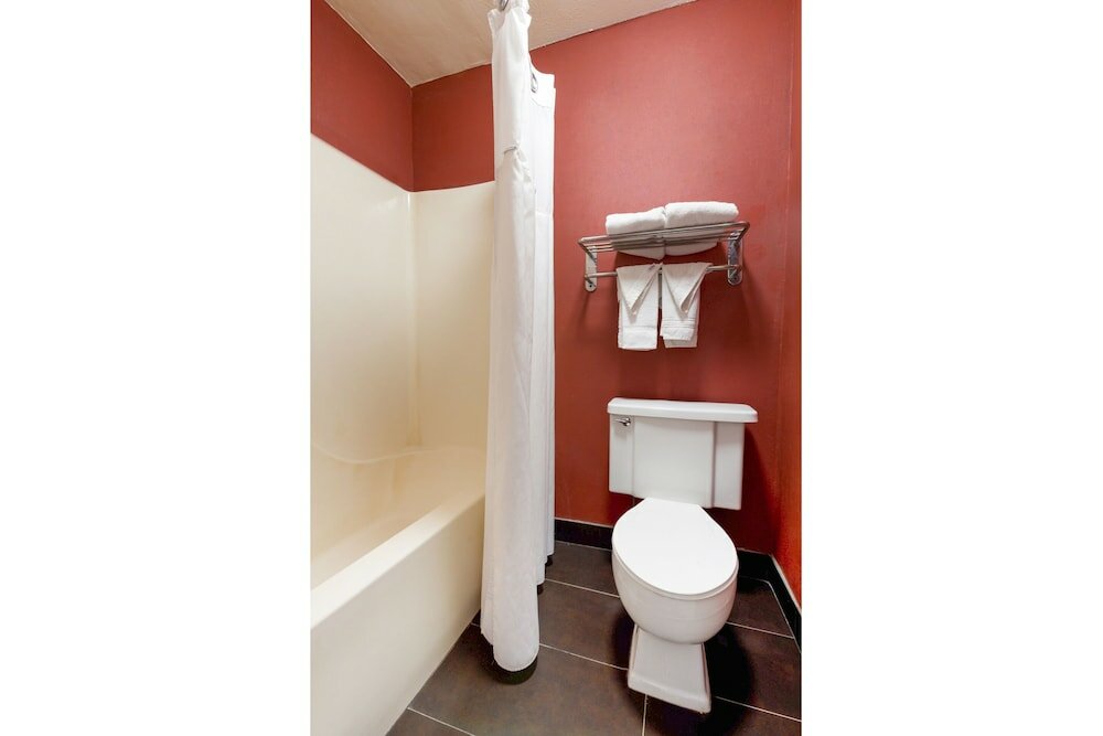 Фото Travelodge by Wyndham Richmond In