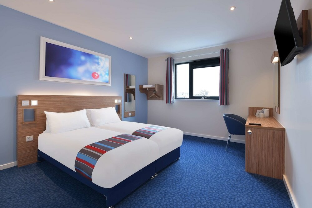 Фото Travelodge Dublin Phoenix Park Hotel