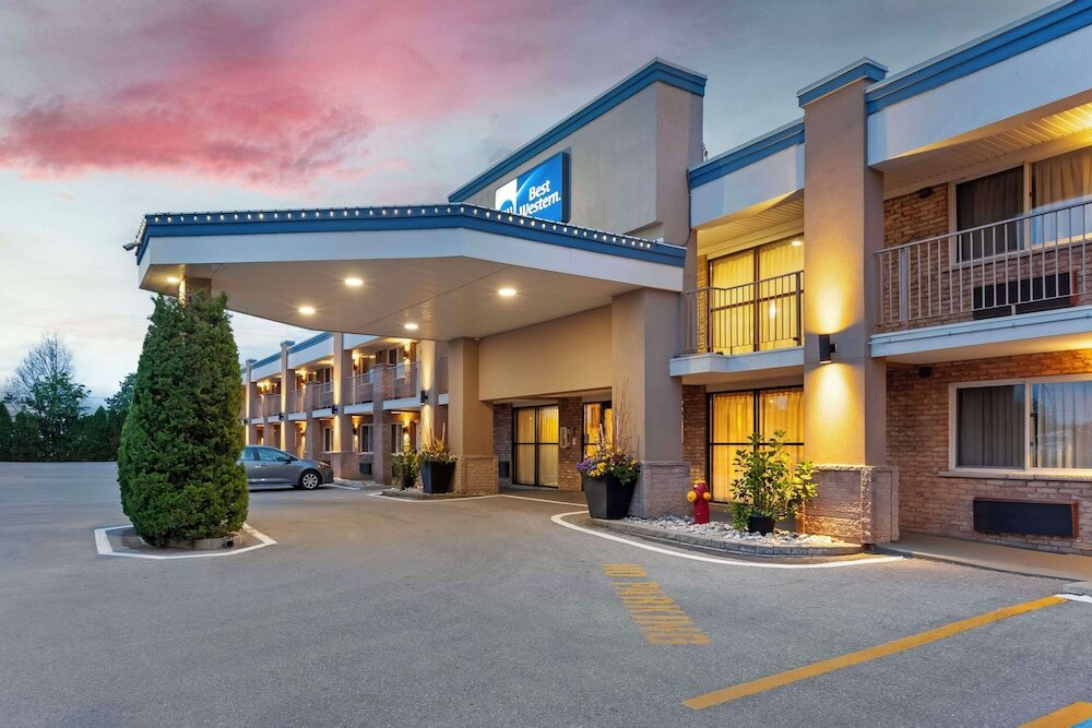 Фото Best Western Halton Hills