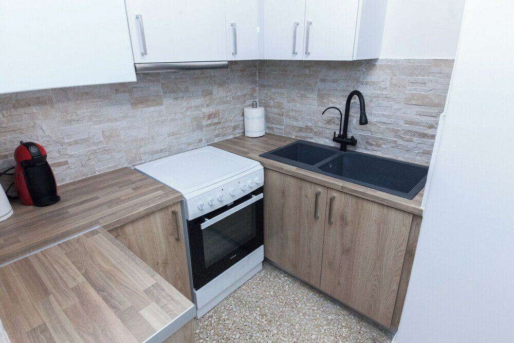 Фото Modern Greek Living Apt in Dafni Athens