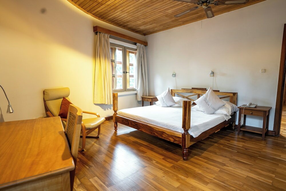 Фото Esther's Hotel