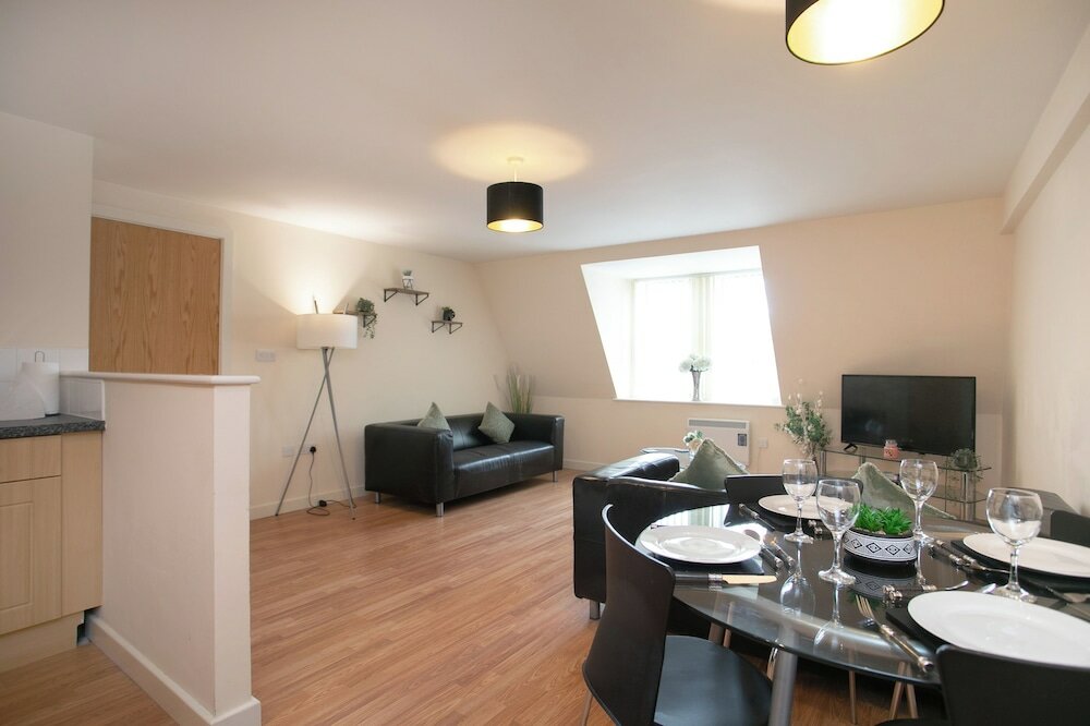 Фото 2 Bedroom Apartment in Heart of Notts
