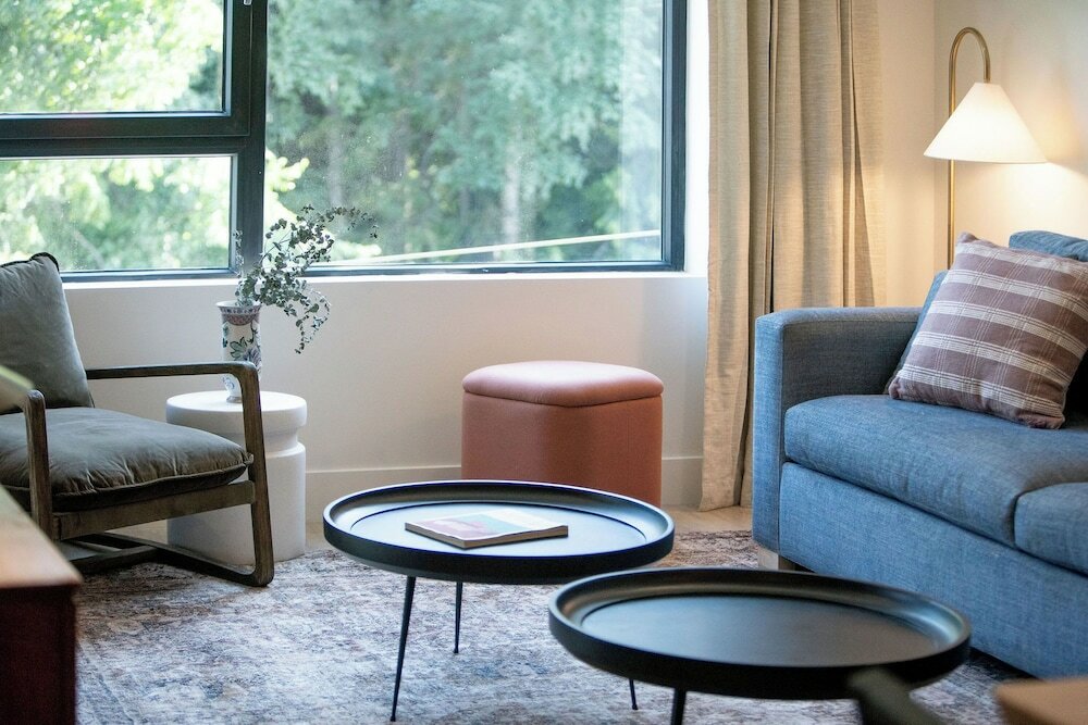 Фото Forever Young by Revelstoke Vacations