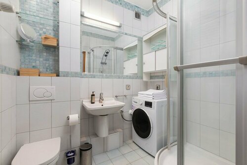 Гостиница Studio Al. Wyzwolenia 10 by Renters в Варшаве