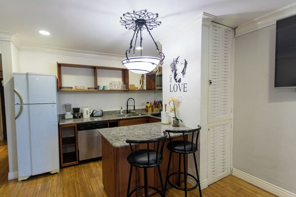 Фото Montego Bay Club