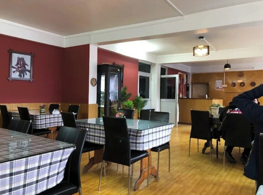 Фото Hotel Tawang Regency