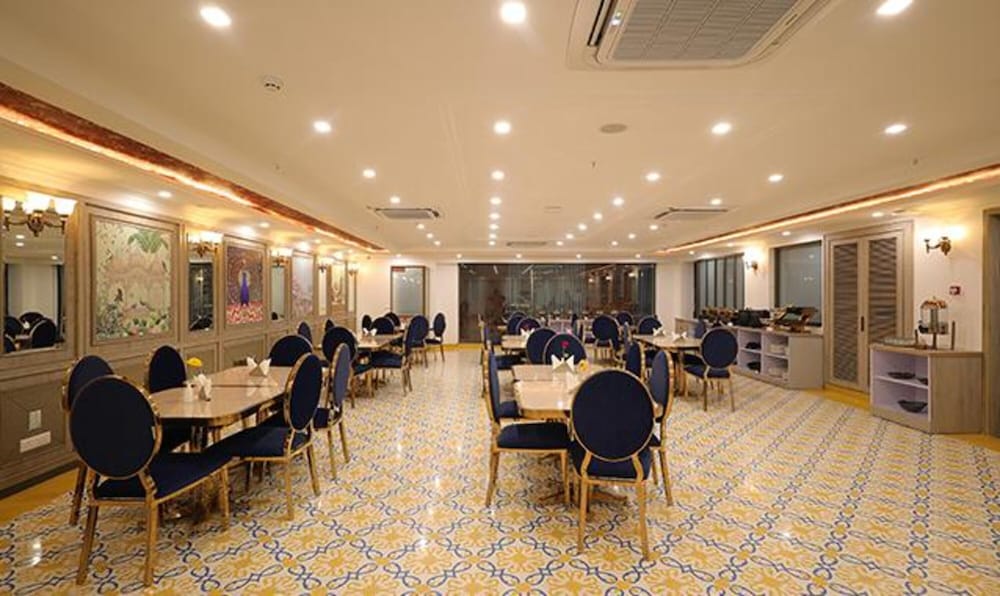 Фото Fabhotel Prime Hampton by Ic'S