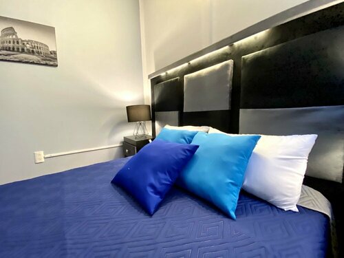 Хостел Roomies hostel Cibeles в Мехико