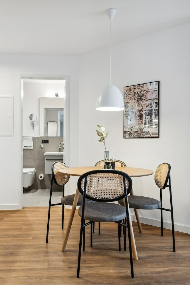 Фото Limehome Oberhausen Paul-Reusch-Str