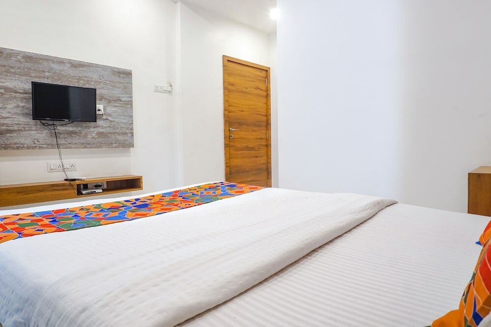 Фото Fabhotel Sai Sunandan