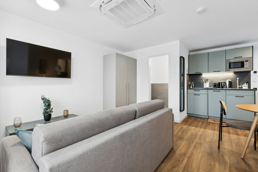 Фото Limehome Oberhausen Paul-Reusch-Str