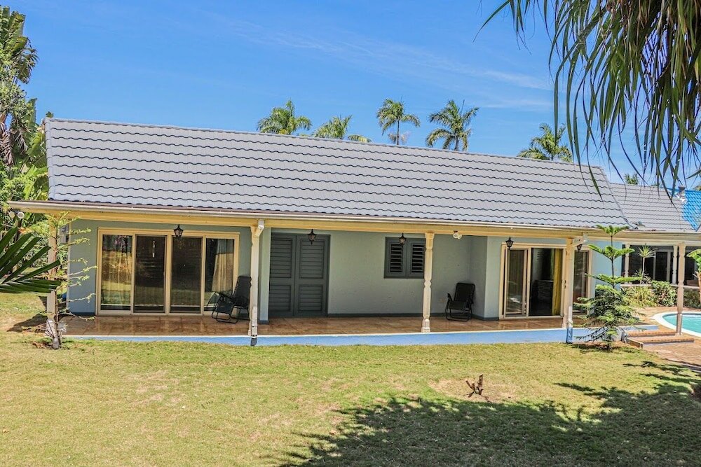 Фото Seven Palms Villa