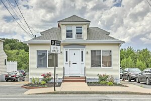 Гостиница Old Orchard Beach Home W/patio, Walk to Beach