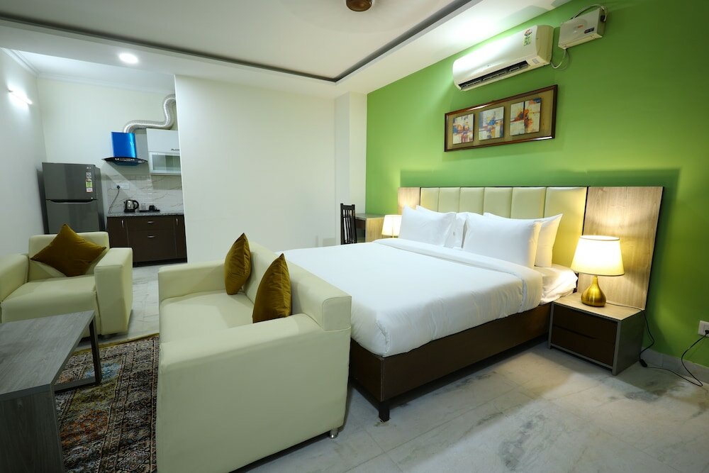 Фото The Ayali Suites & Apartments
