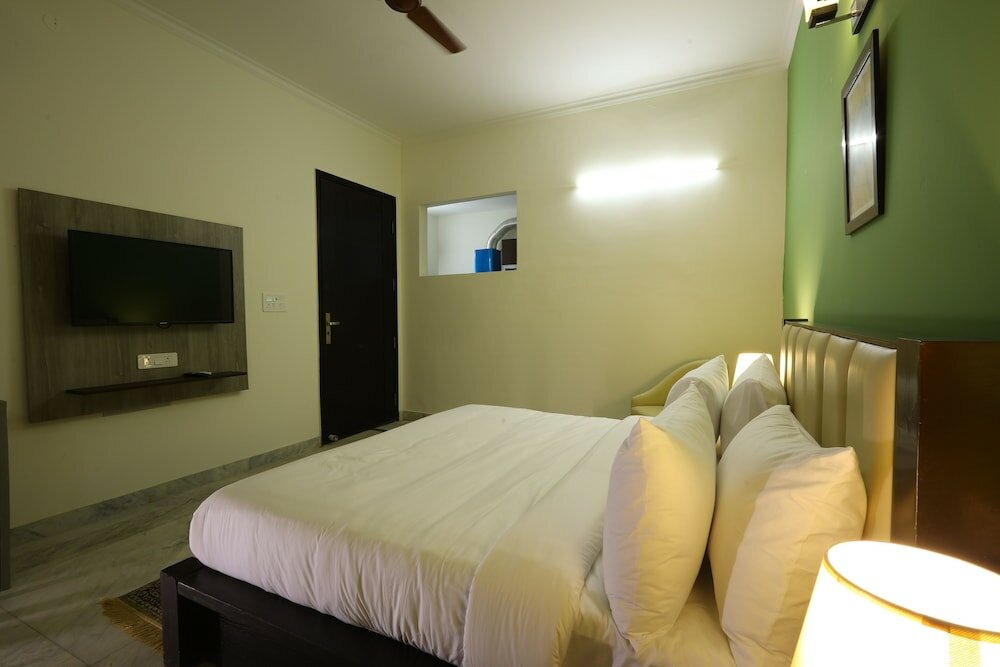 Фото The Ayali Suites & Apartments