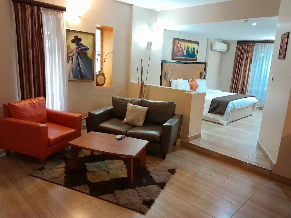 Фото La Cour - Hotels