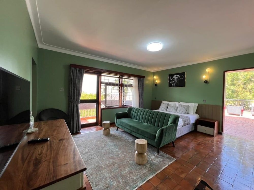 Фото Pangolin Nest Boutique Hotel