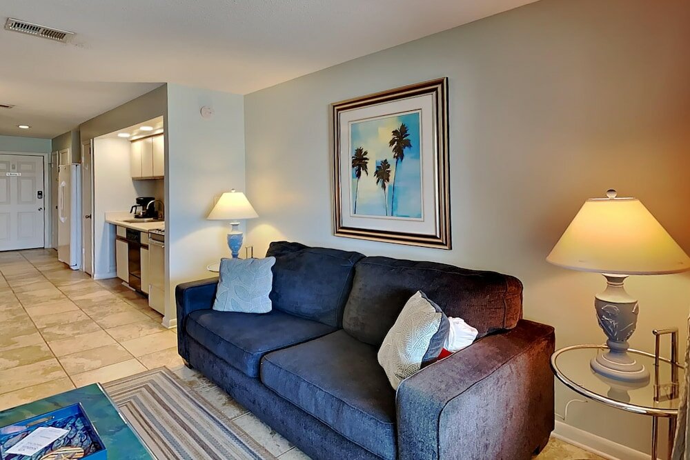 Фото Sunset Harbor № 2-204 - Latitude Adjustment