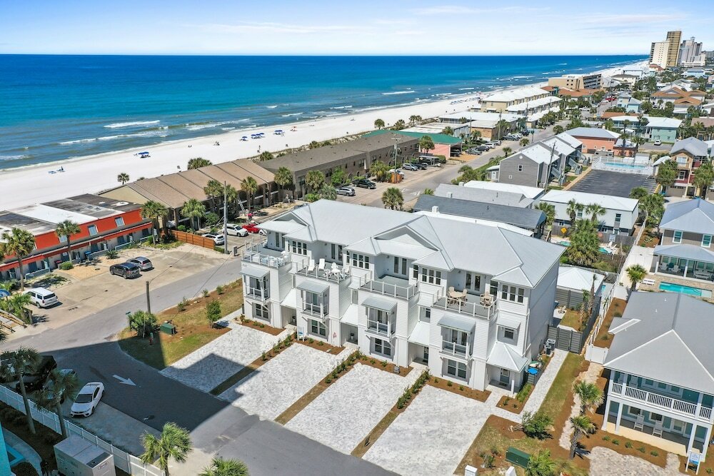 Фото Beach House - Elevated Escape by Phg