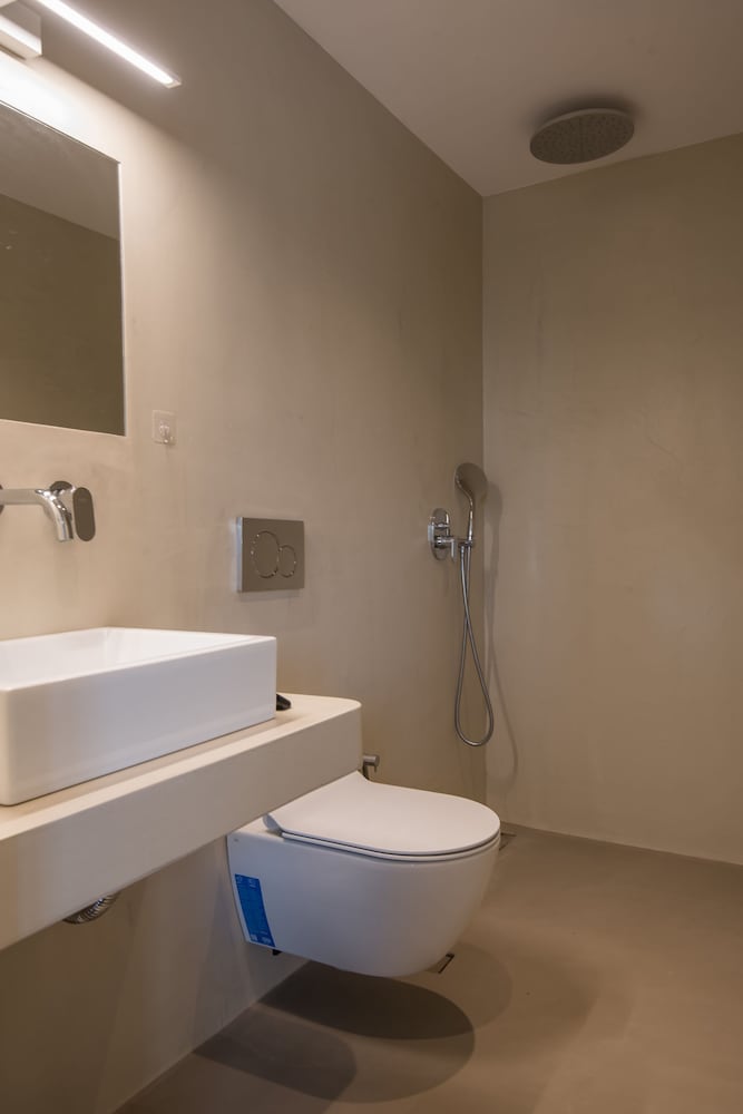 Фото Aneliz Paros