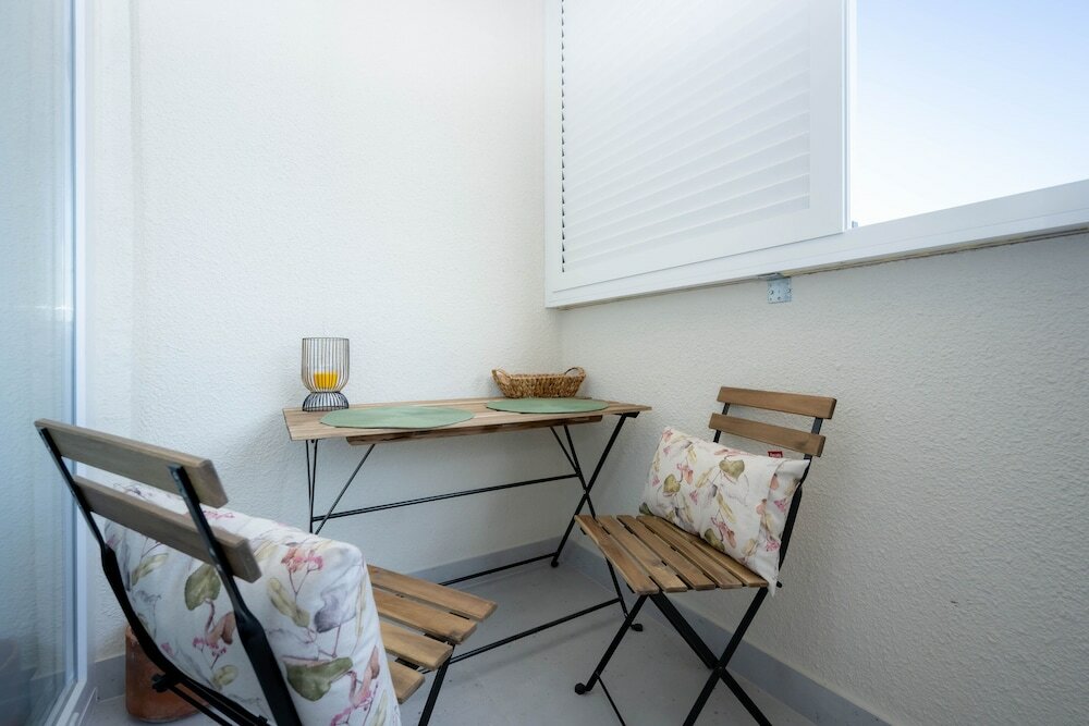 Фото Billie Holiday apartment with balcony