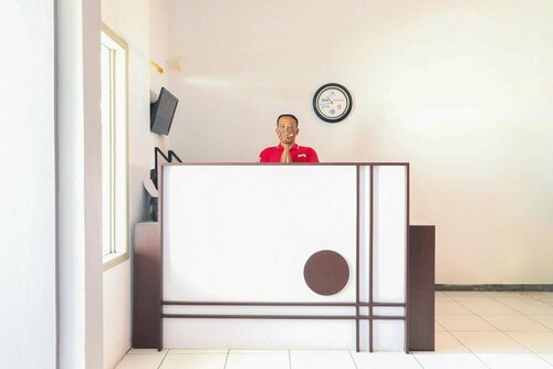 Гостиница Wisma Etiga by Oyo Rooms в Гаруте