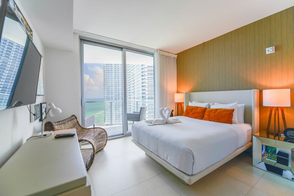 Фото Ocean views from Lux Condo at Hyde Beach