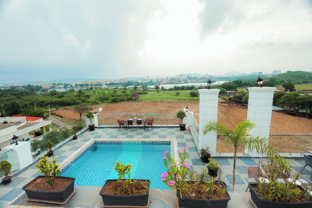 Фото Lake View Hotel Revaas