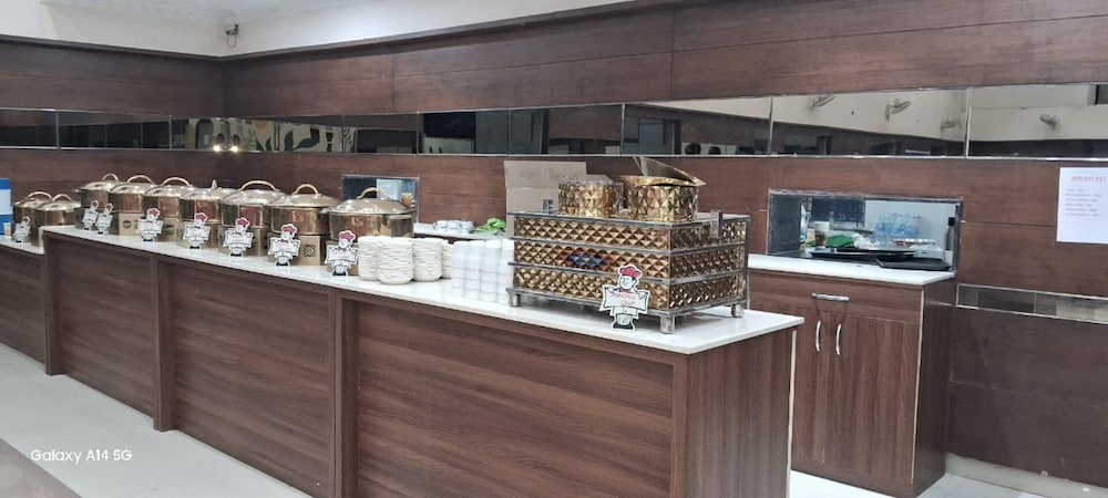 Фото Hotel Shri Krishna Baag Indore