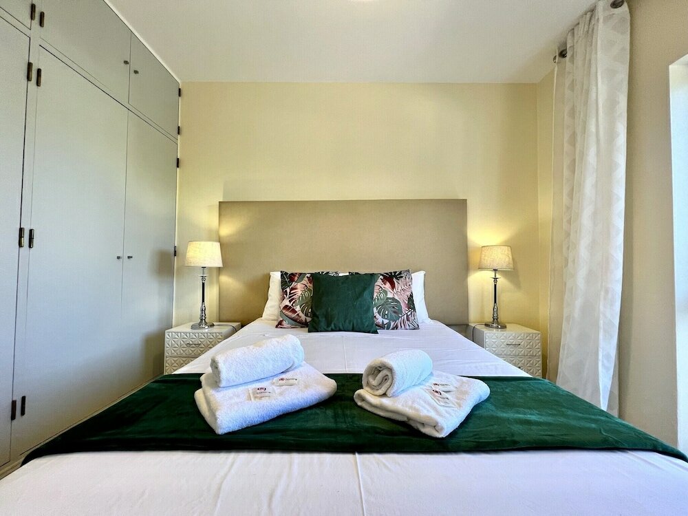 Фото Faro Airport Flat 6 by Homing