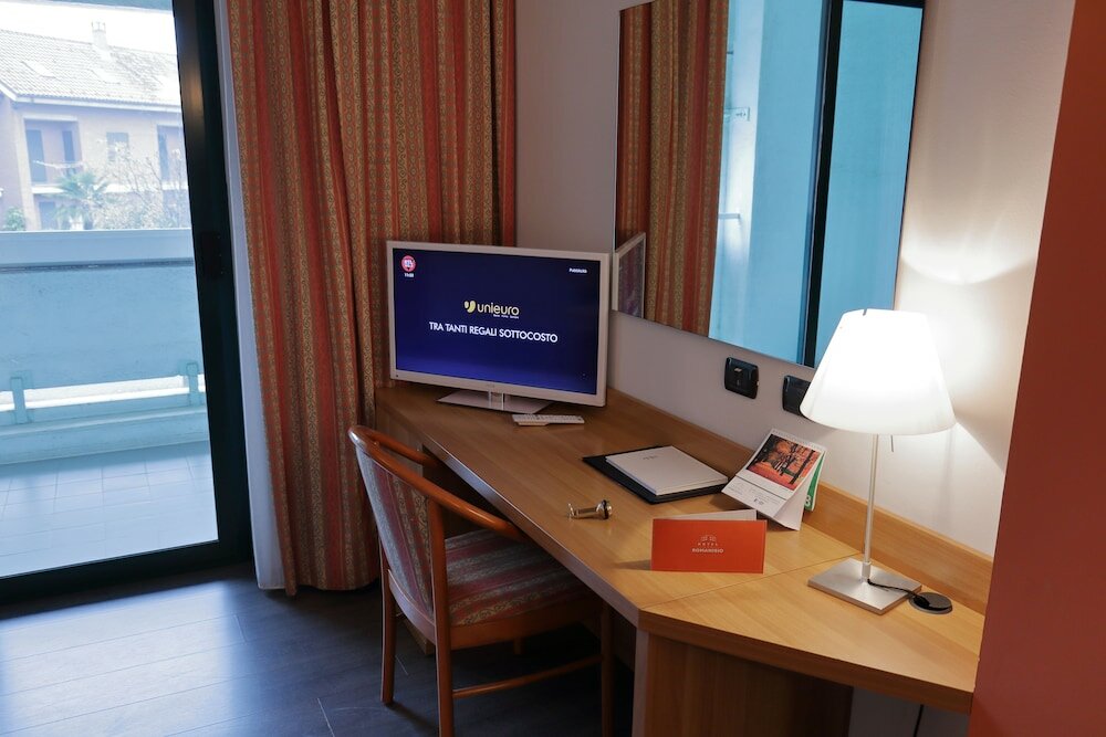 Фото Hotel Romanisio