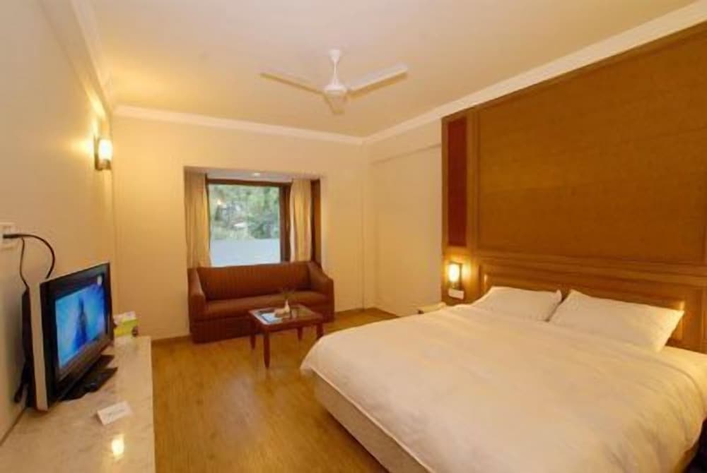 Фото Vikram Vintage Inn