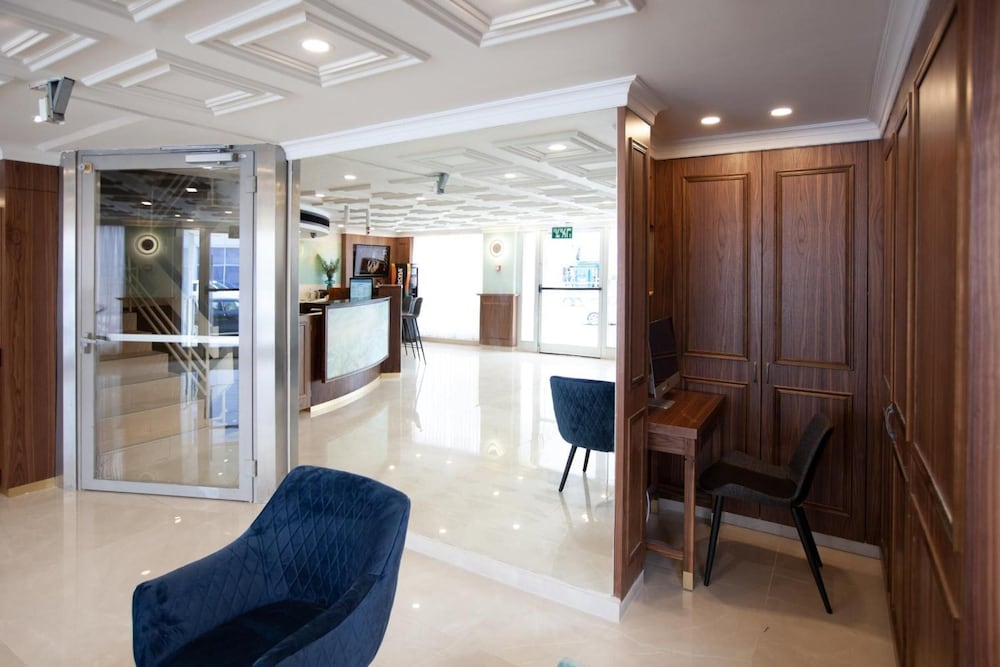 Фото Armon Hayarkon Hotel