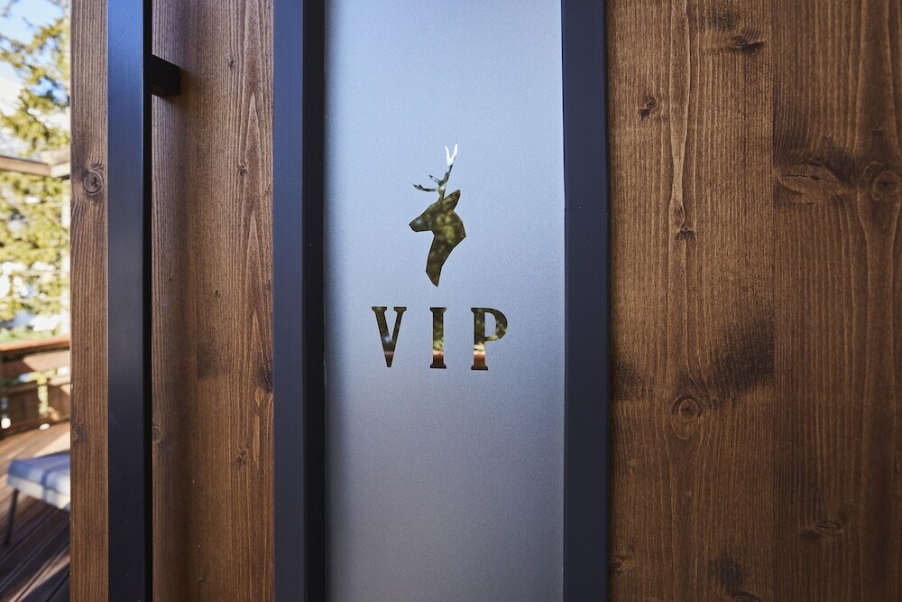 Фото 193459947195