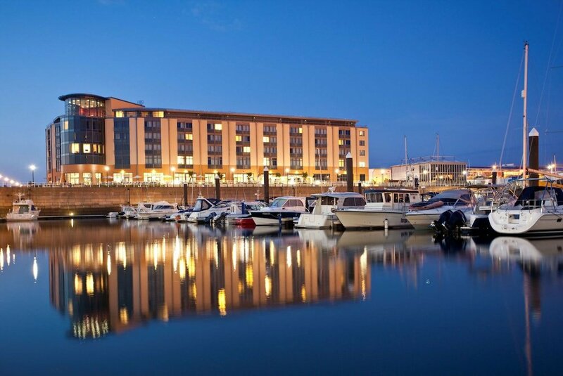 Гостиница Radisson Blu Waterfront Hotel, Jersey